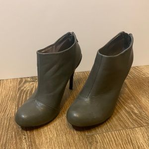 These shows are very comfortable!!! I wore them more in the fall/winter time!